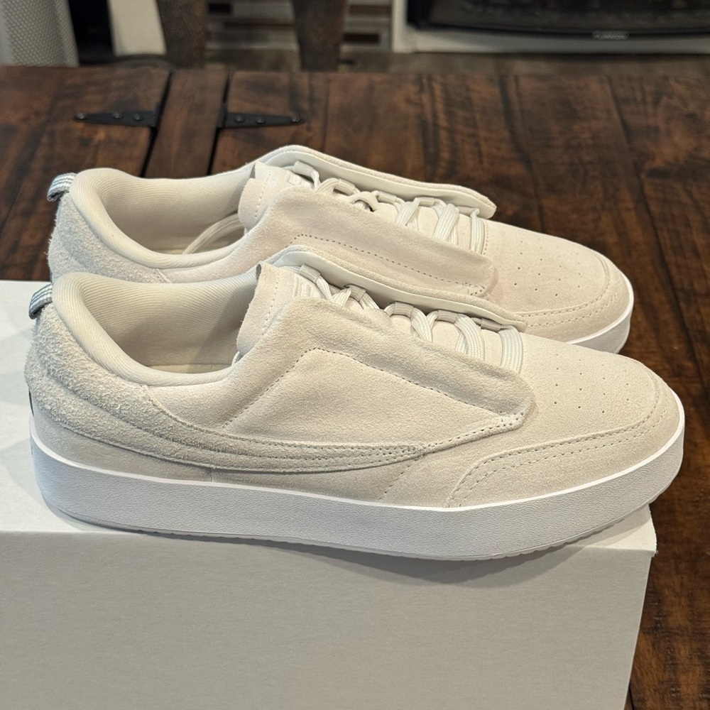 Fila Sanati Suede Sneaker (NWOT)